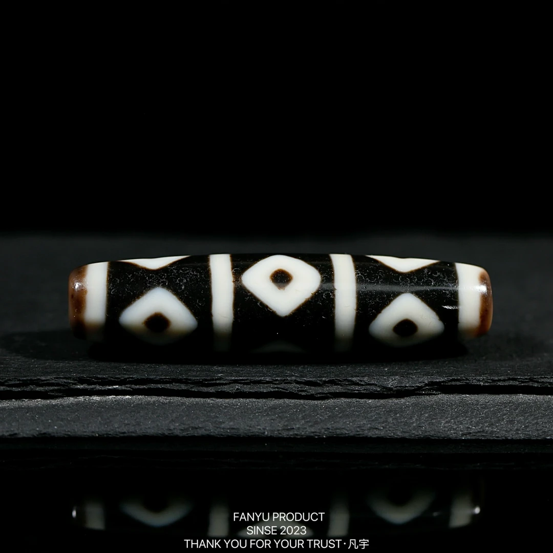 凡宇出品·台珠聚缘滑档博古三届金刚九眼玛瑙锁骨链男女同款轻奢