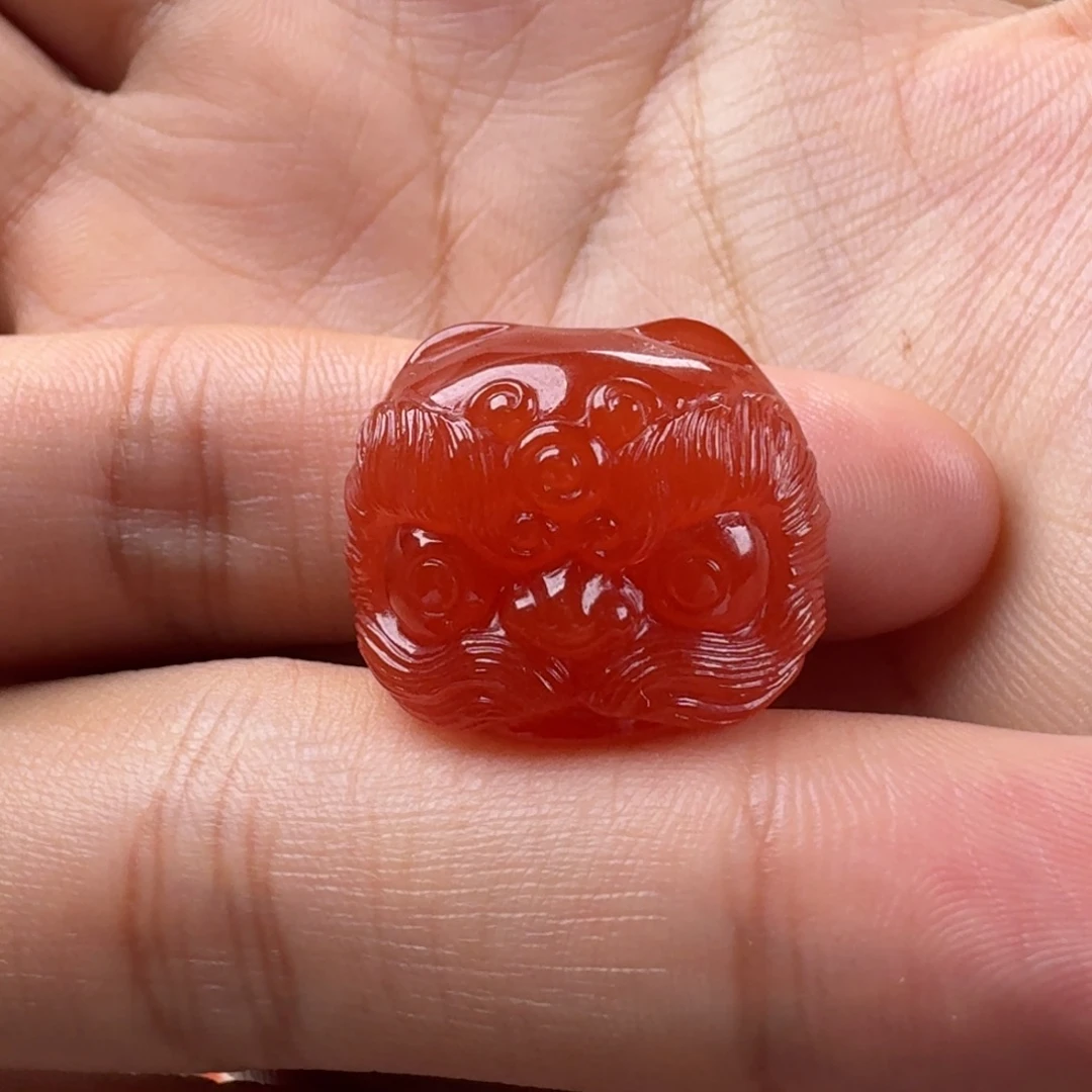 南红玛瑙未镶嵌醒狮17*21