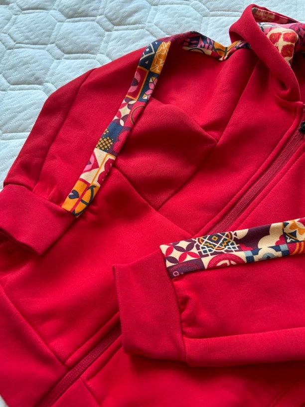 127儿童红色福字系列外套