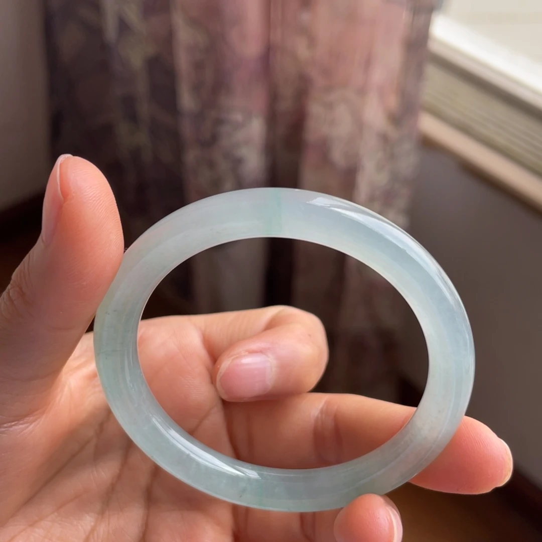 翡翠手镯未镶嵌冰圆条