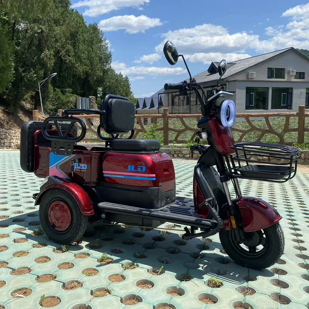 (超威石墨烯电池)老年接送电动三轮车带斗电动三轮车客货两用