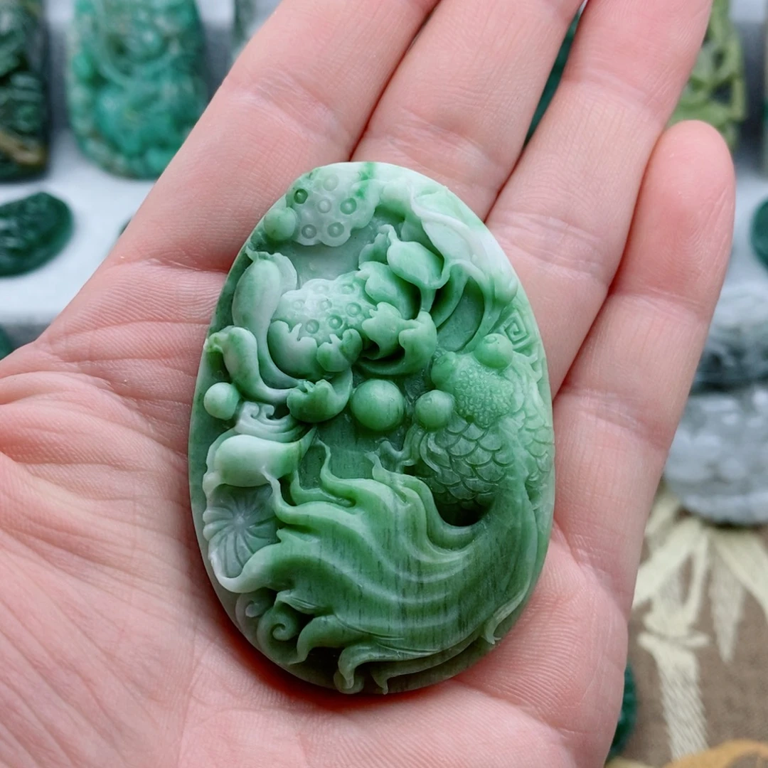 未镶嵌独山玉颈饰