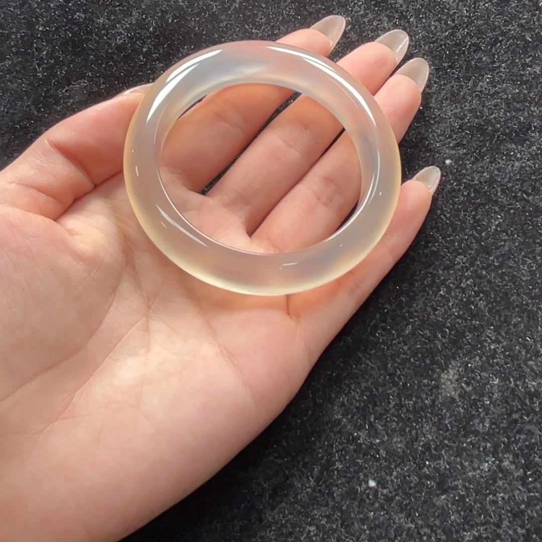 手镯玛瑙/玉髓未镶嵌