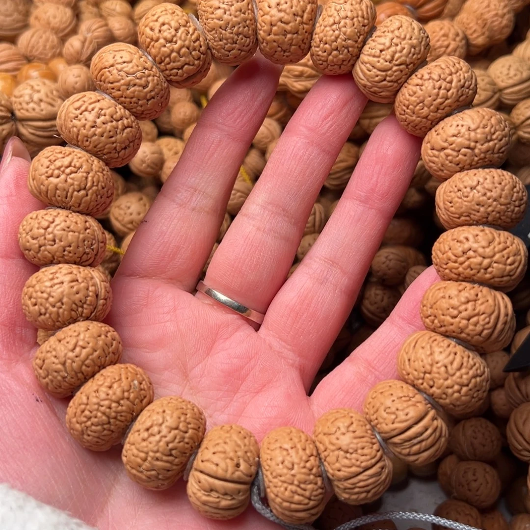 20尺寸龙鳞王桃核