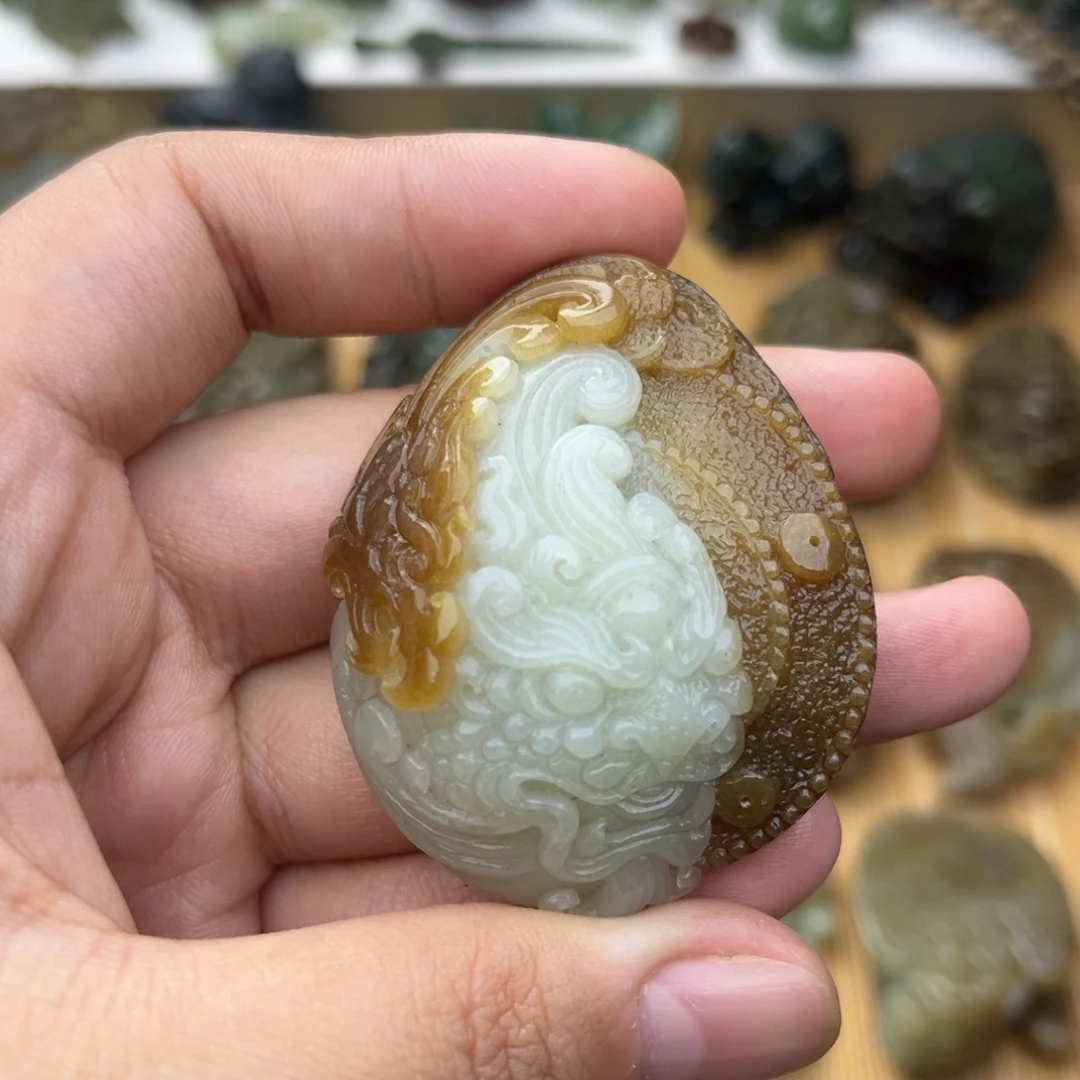颈饰未镶嵌和田玉