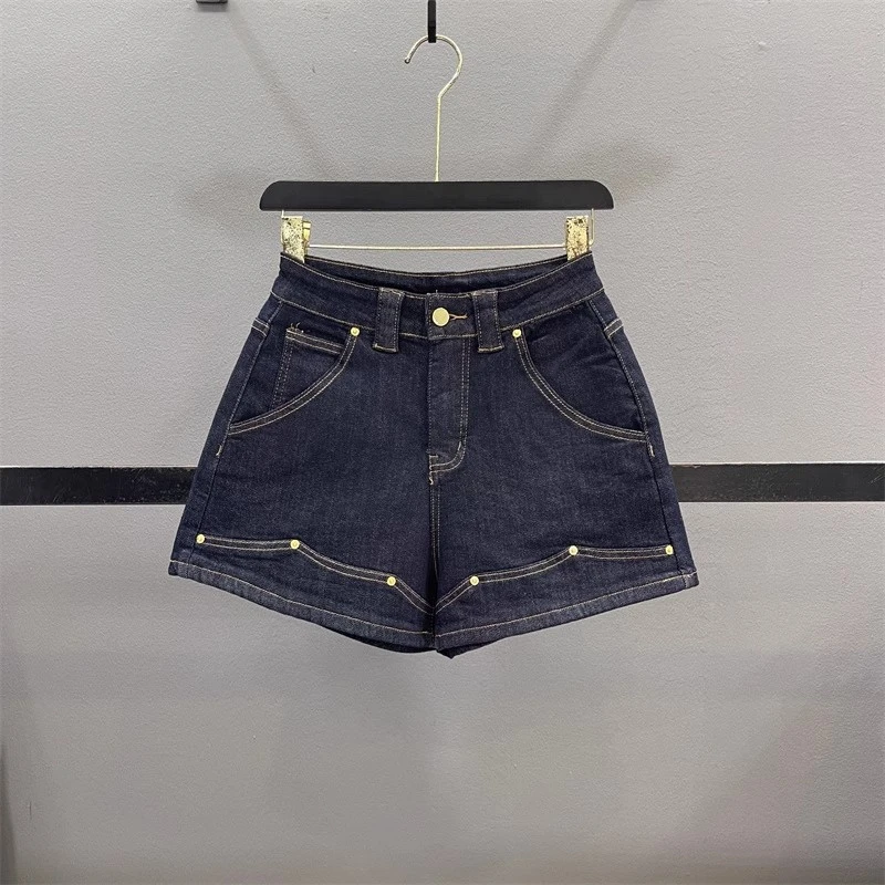 AMI.FS 2025夏季新款复古休闲高级设计高腰显瘦百搭A字阔腿短裤