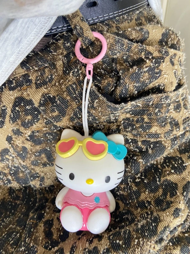 户外阳光变色Kitty包包书包挂饰送朋友闺蜜