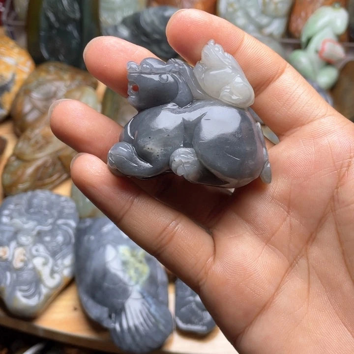 和田玉未镶嵌挂件农****士