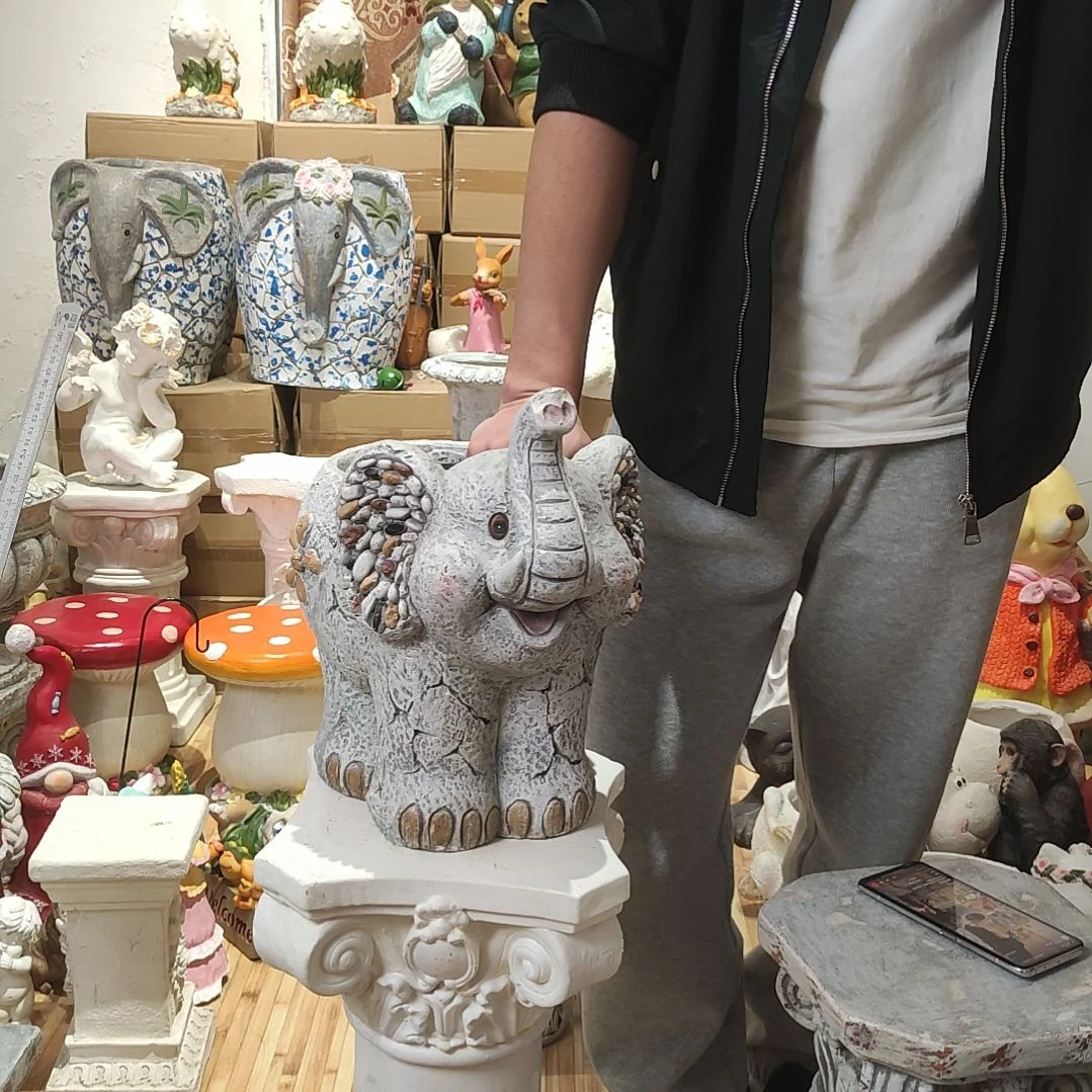 合成树脂灰色大象花盆摆件