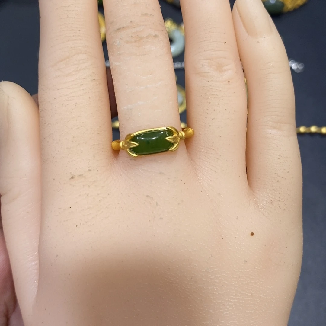 和田玉戒指银S925镀金镶嵌