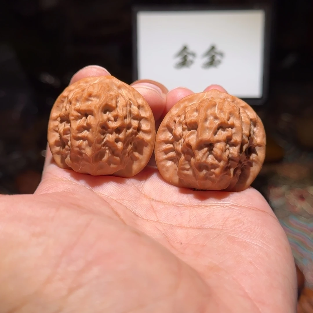 把件核桃339瓷娃娃，尺寸39 37 37