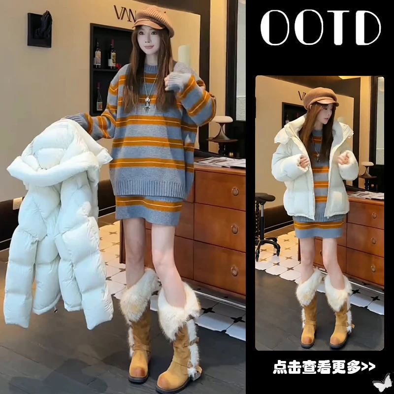 秋冬流行穿搭一整套女2025新款撞色毛衣连帽棉服外套短裙三件套