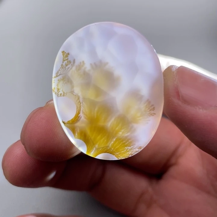 玛瑙/玉髓颈饰未镶嵌s****f