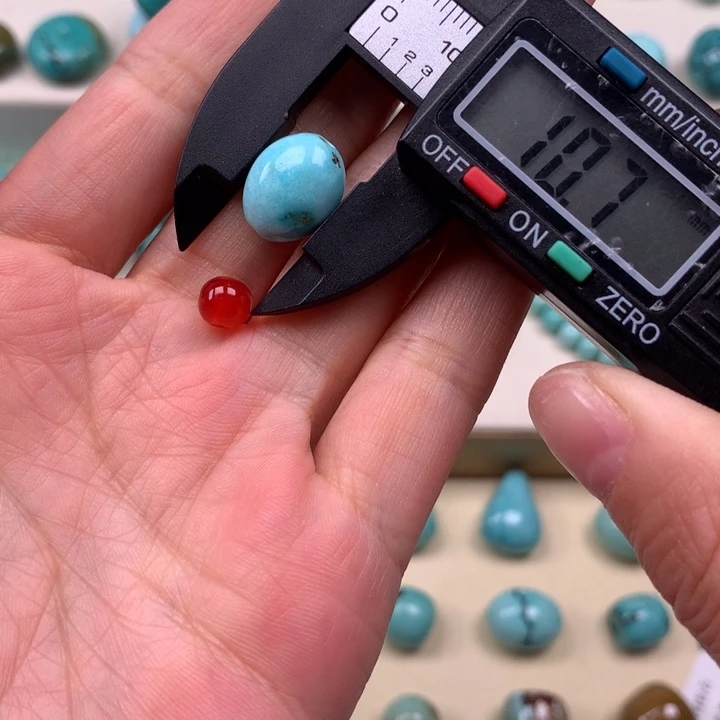 南红玛瑙未镶嵌珠宝奇石