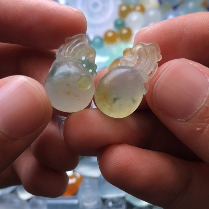 未镶嵌定制翡翠挂件