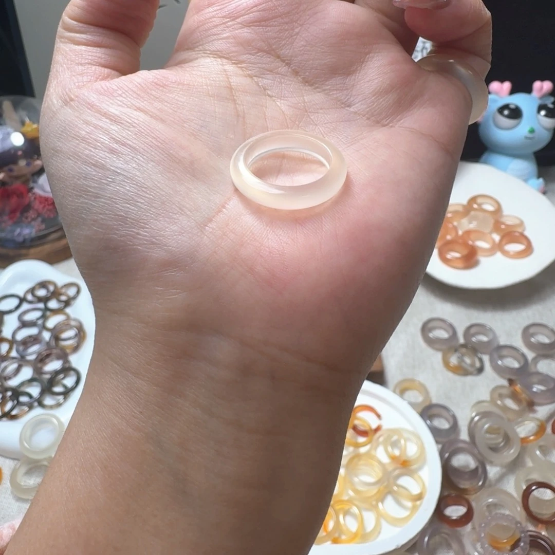 未镶嵌戒指玛瑙/玉髓674港13