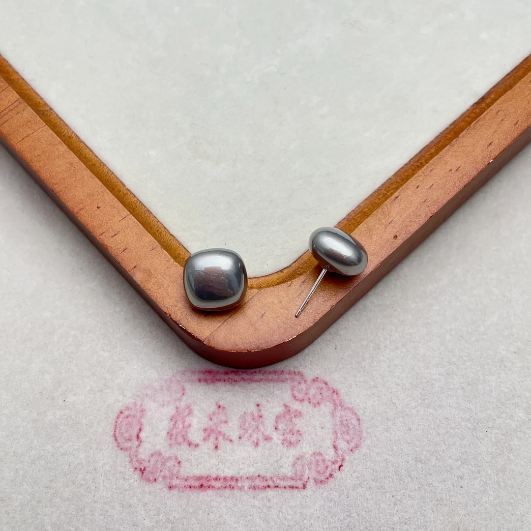 925银耳饰 11mm灰色方糖耳钉D1483 MD