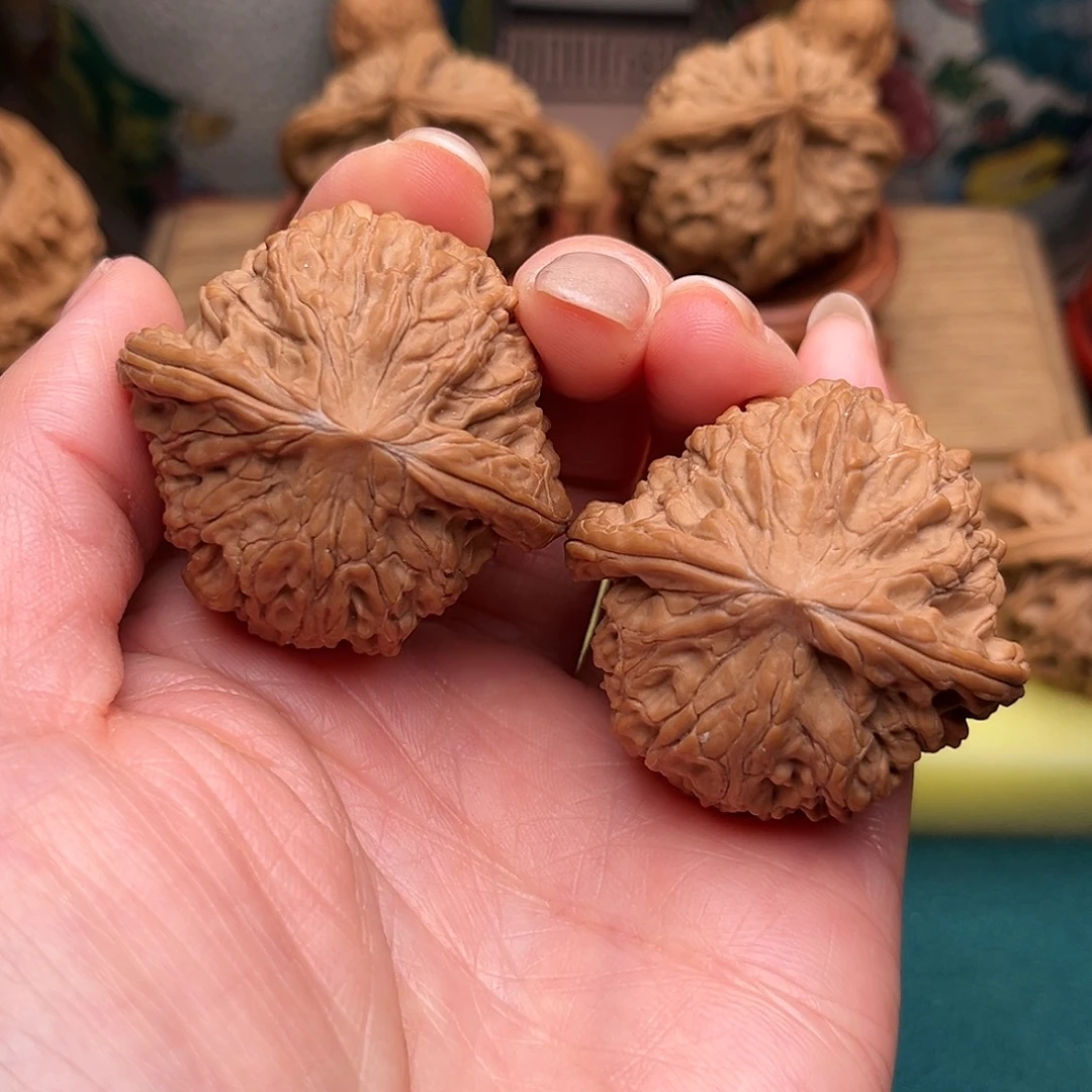 吃***饱把件文玩核桃磨盘