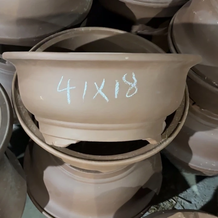 紫砂花盆80-2。 41-18。