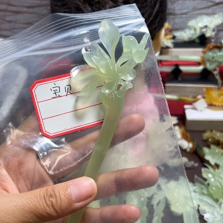 宝***！未镶嵌蛇纹石玉发簪