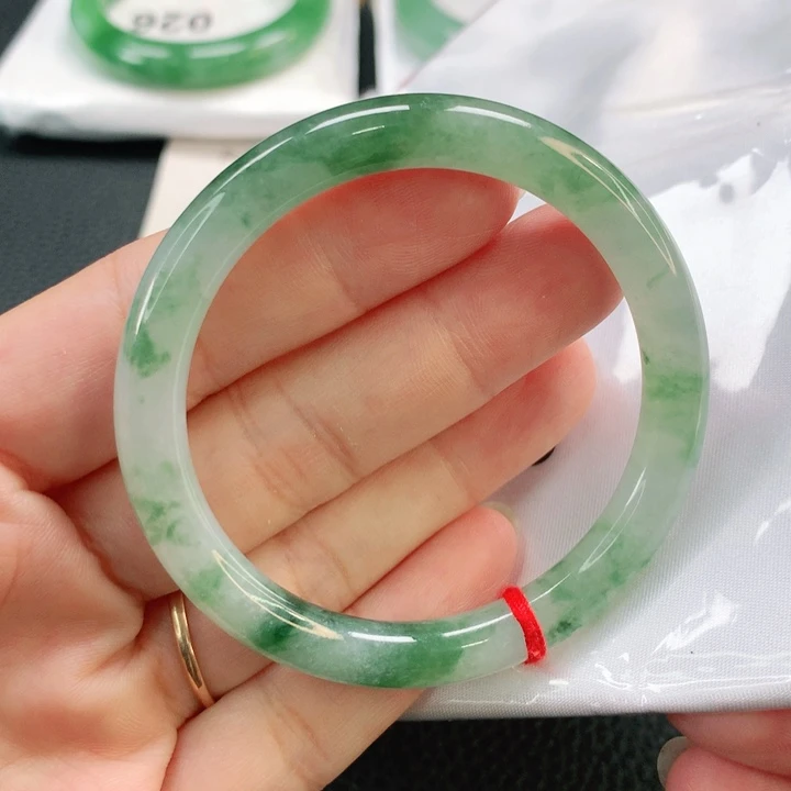 未镶嵌手镯翡翠52圆