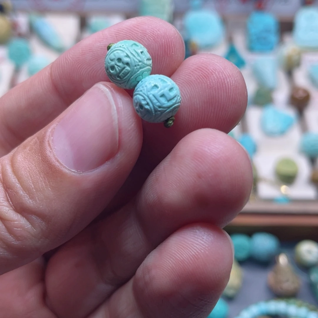 绿松石配饰未镶嵌