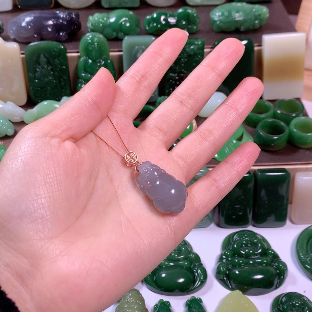 青***和田玉银S925镶嵌挂件