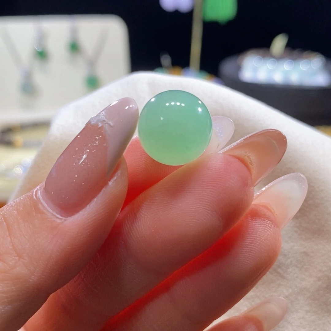 翡翠未镶嵌颈饰翡翠冰甜绿珠