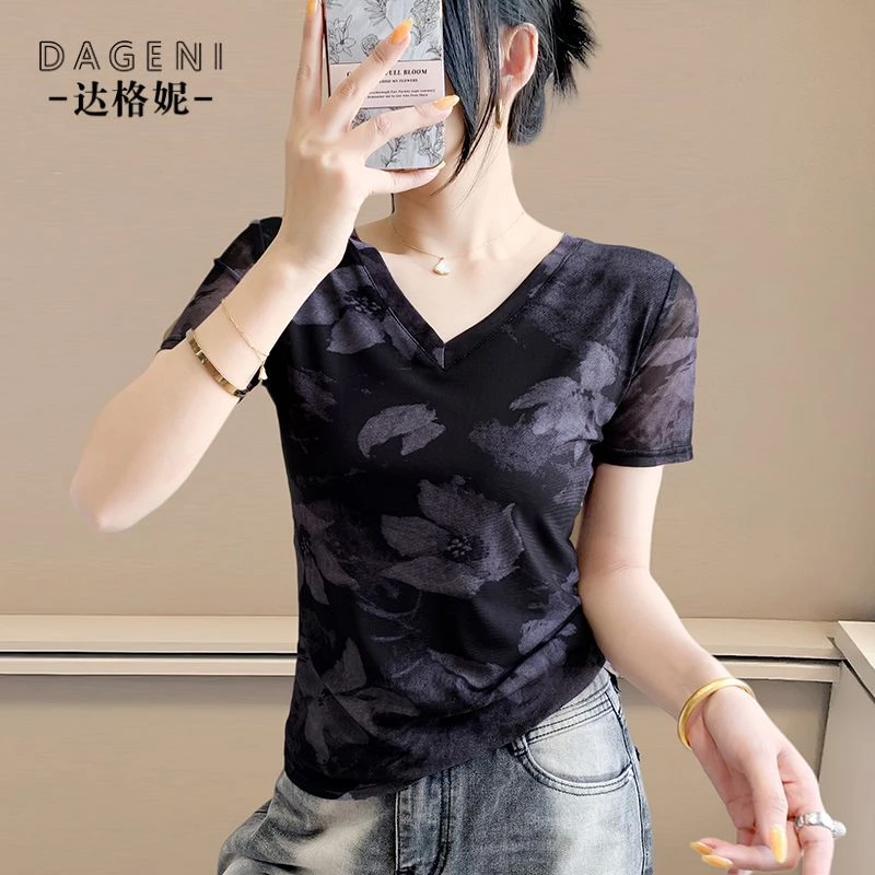 韩版V领印花网纱短袖t恤女2025夏季新款时髦复古上衣气质减龄小衫