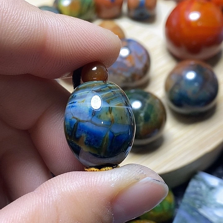 有***福玛瑙/玉髓未镶嵌颈饰