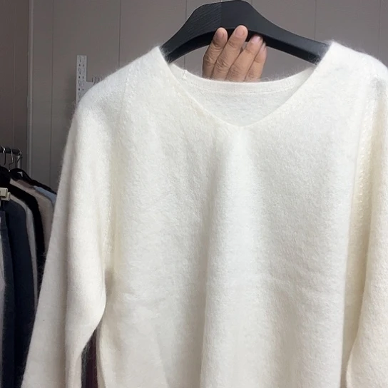 长拉绒大ｖ领白色