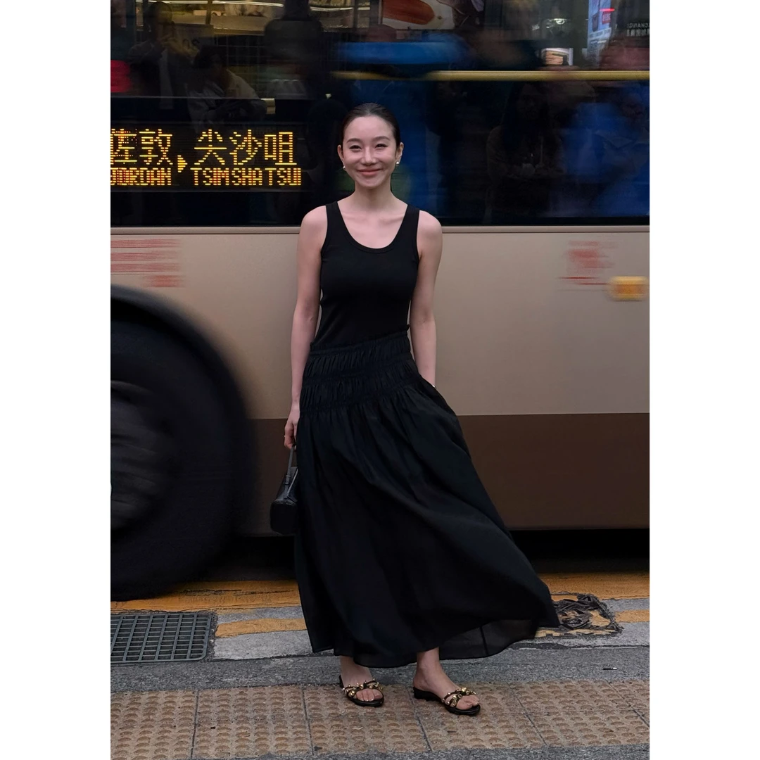 Li Hui Er 李慧儿【黑予涩谷】2025春季新款慵懒背心连衣裙女JHE203