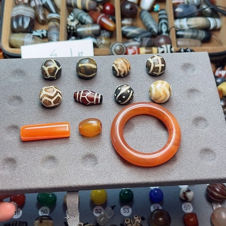 玛瑙/玉髓未镶嵌珠宝半成品法**尘