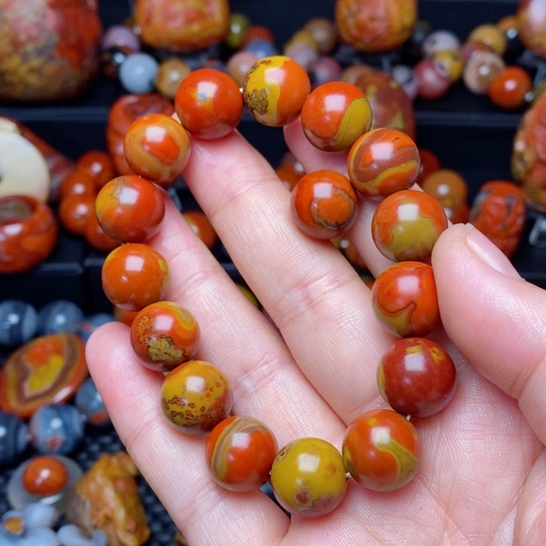 玛瑙/玉髓战国红玛瑙未镶嵌追*者