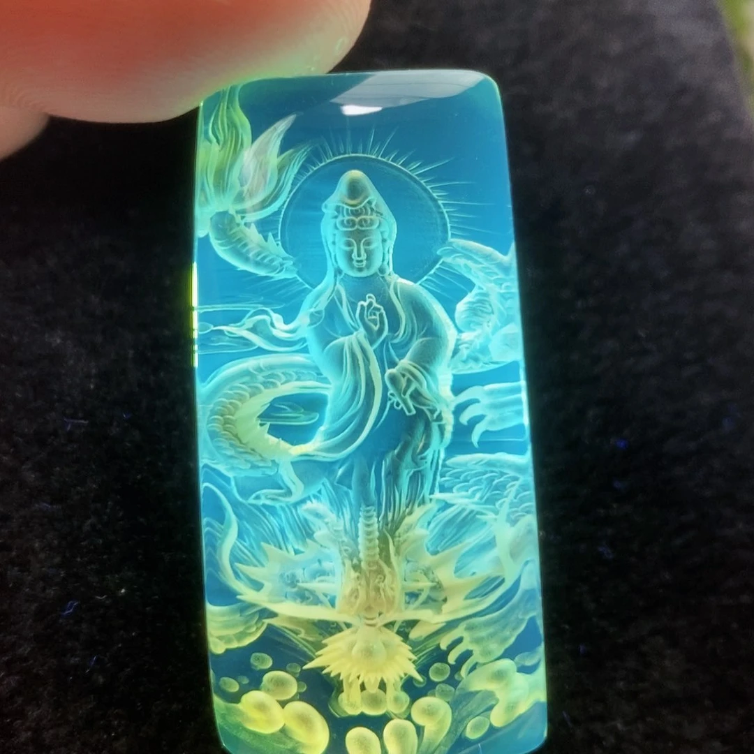 【闪购商品】未镶嵌吊坠(不含链)金珀琥珀雕刻件