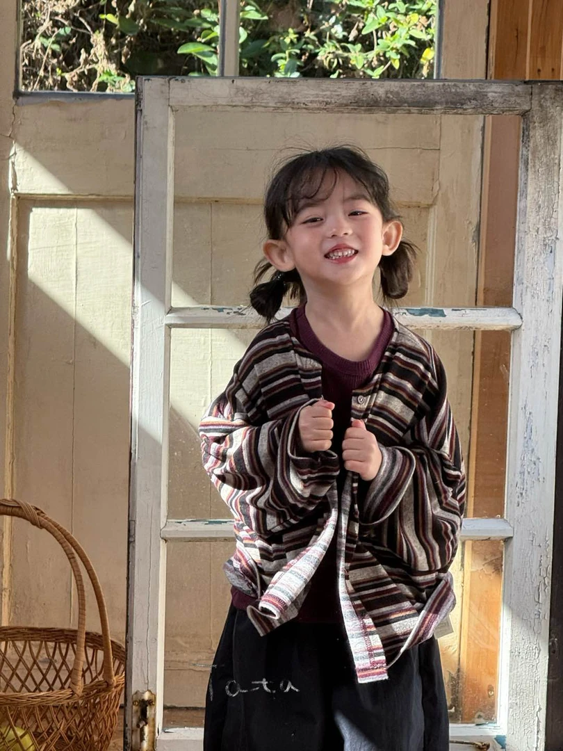 儿童复古日韩系小众设计条纹开衫