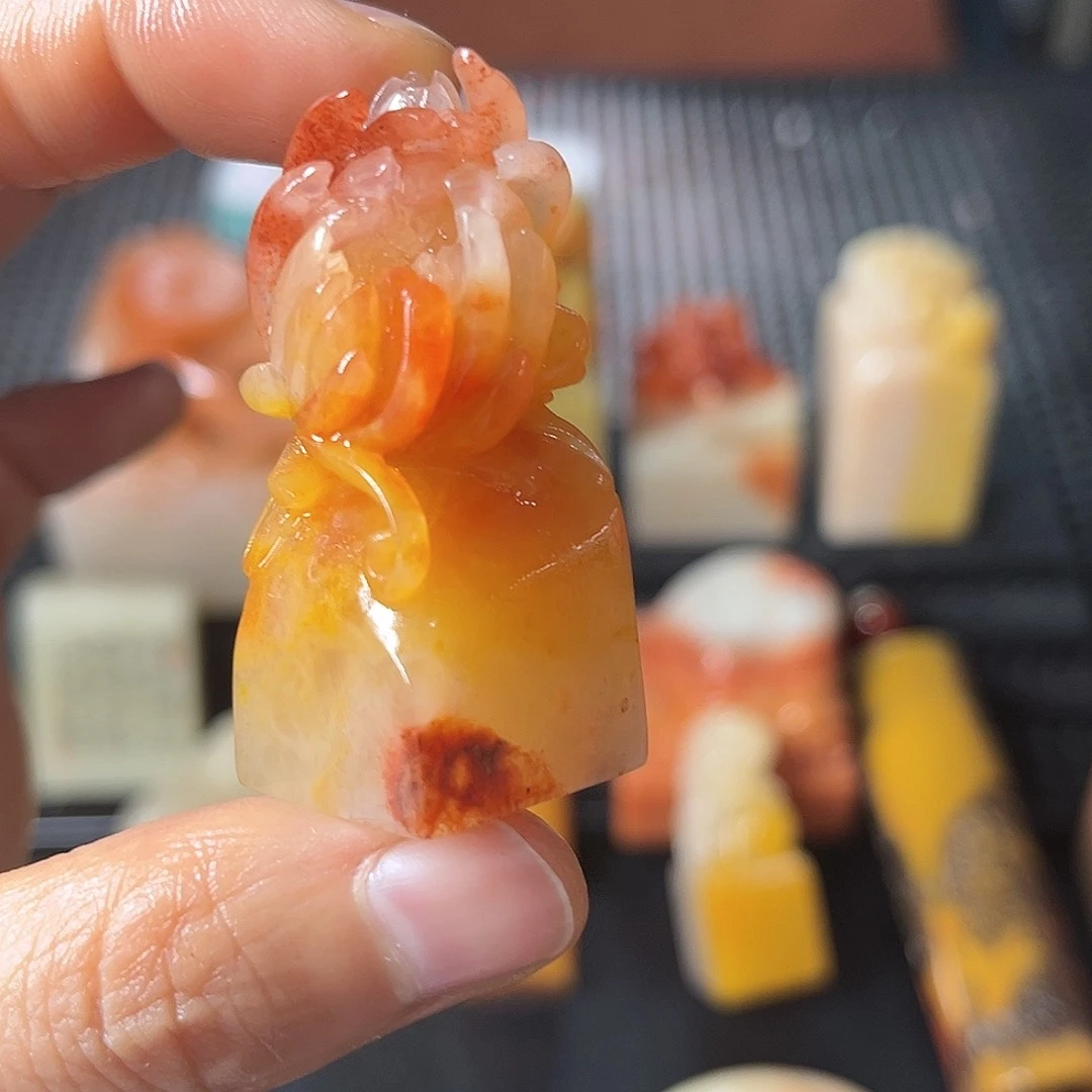 寿山石印石这种现象很明显了