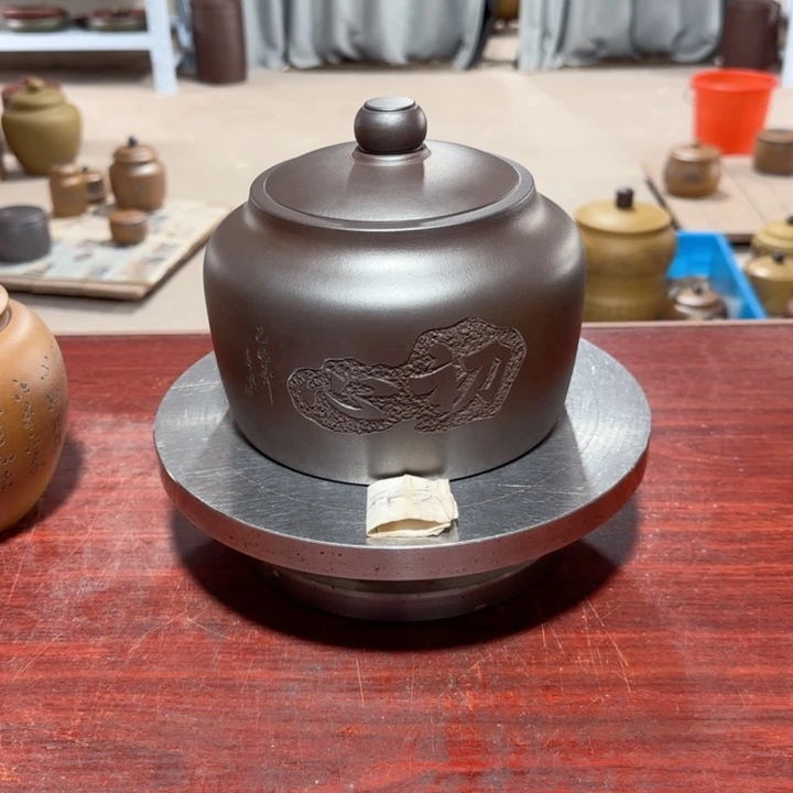 紫砂茶叶罐。。。。。。。。。。