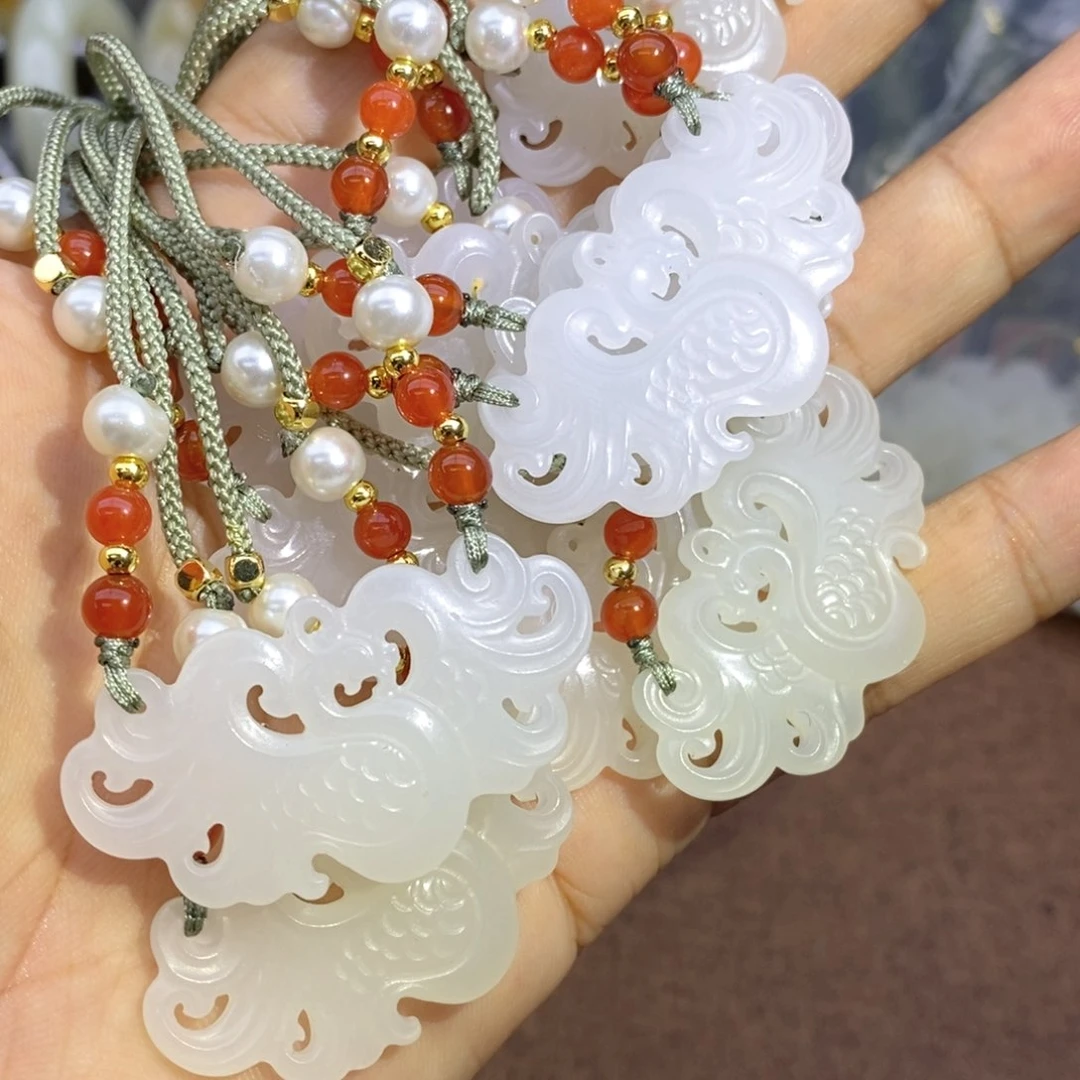 和田玉未镶嵌吊坠(不含链)