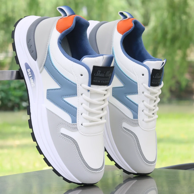 鞋子男款春秋季皮面防水休闲运动鞋百搭学生轻便防滑跑步鞋老爹鞋