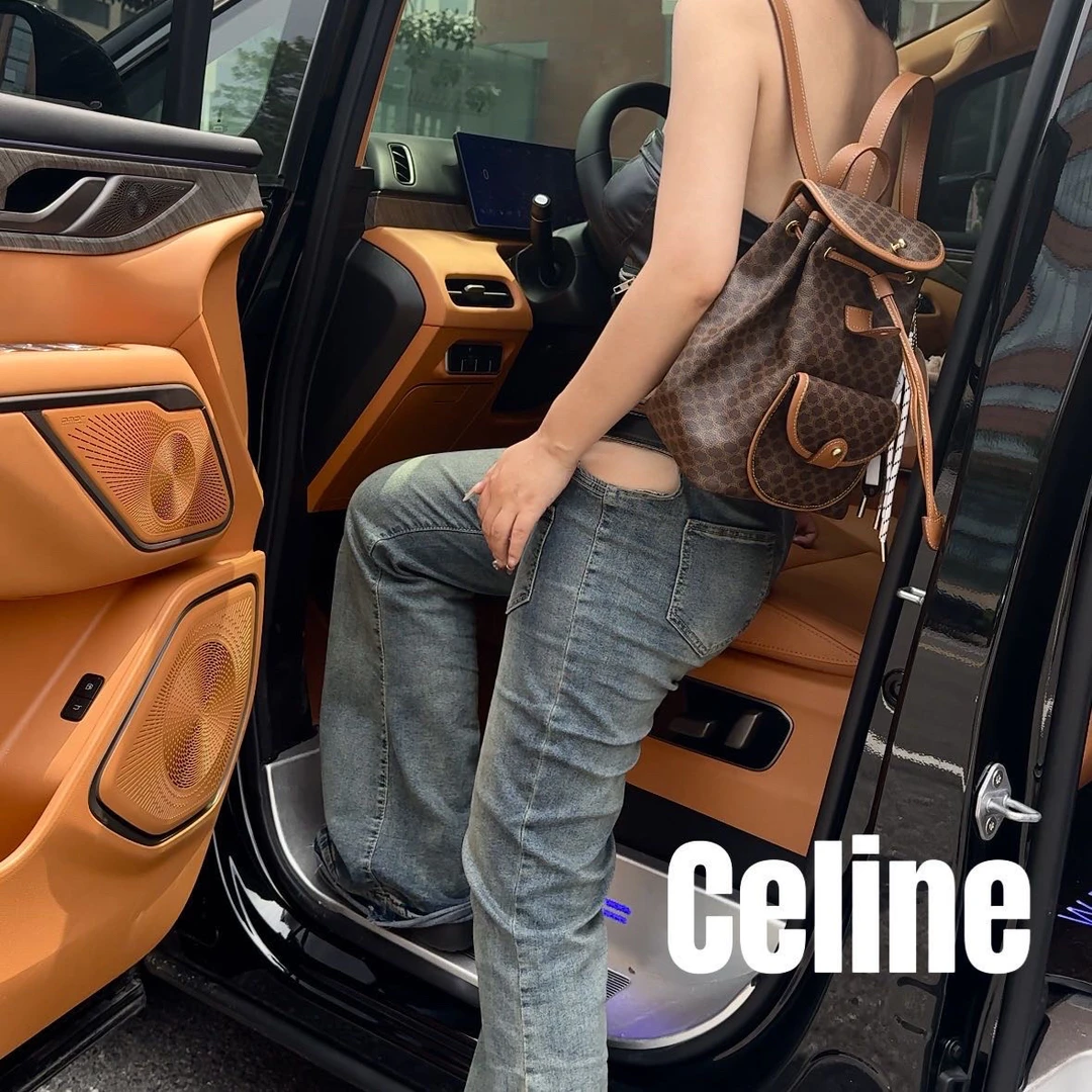 修复品8614445/Celine /思琳Lisa款小号双肩包