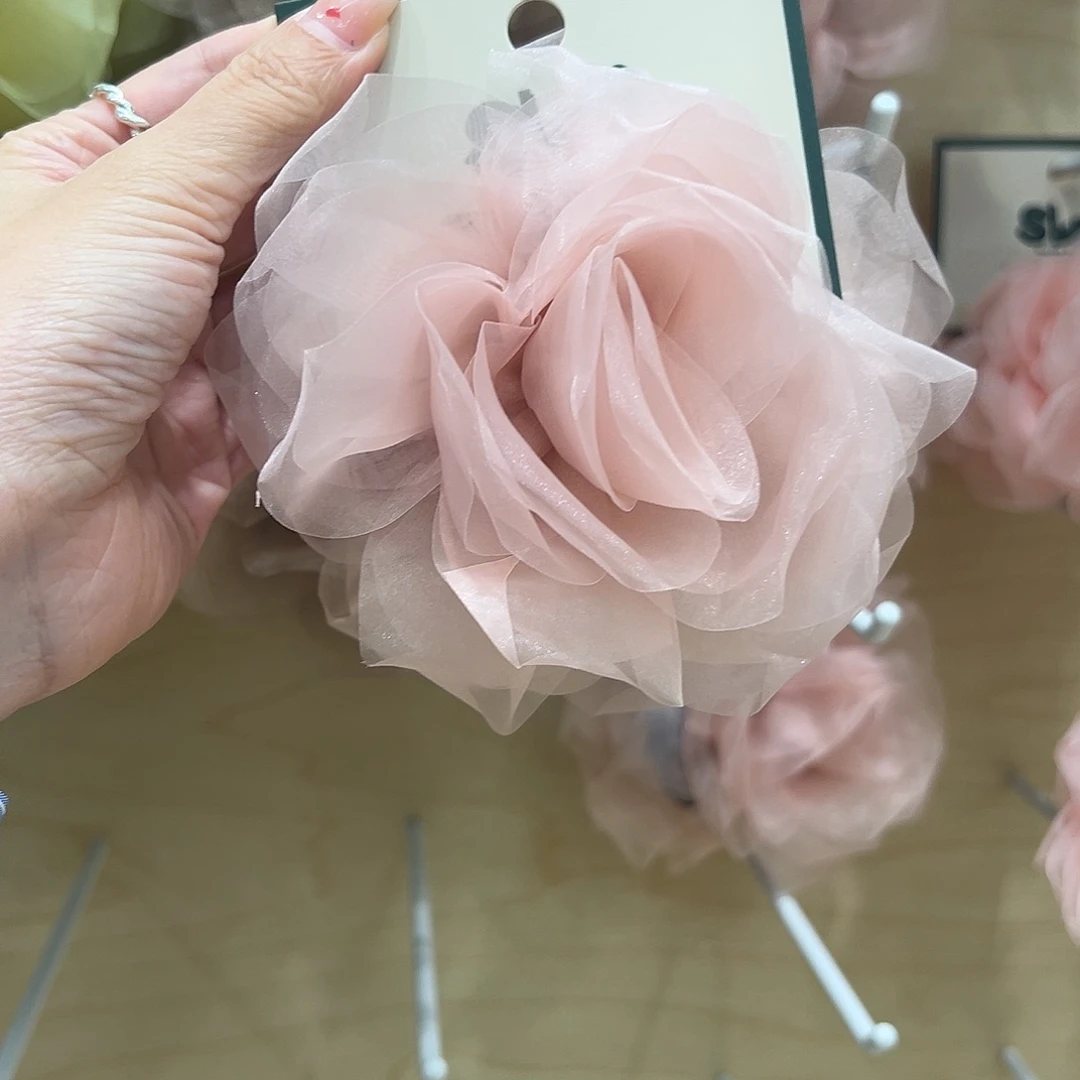 无非金属粉色纱花抓夹