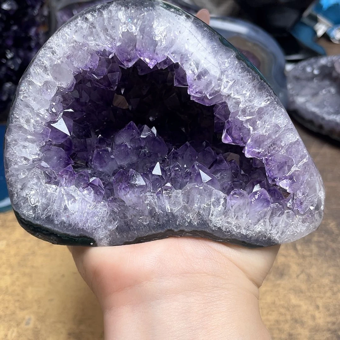 未镶嵌紫晶大型摆件（非配饰）