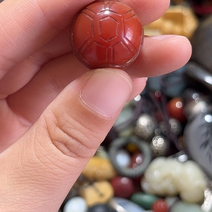 董***理瓷片在这个时候他已经