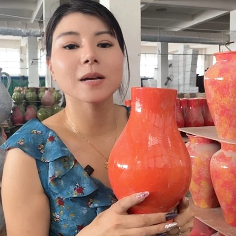 景德镇陶瓷花瓶高23