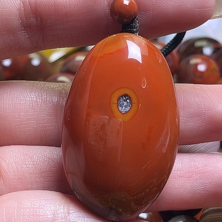 玛瑙/玉髓未镶嵌吊坠