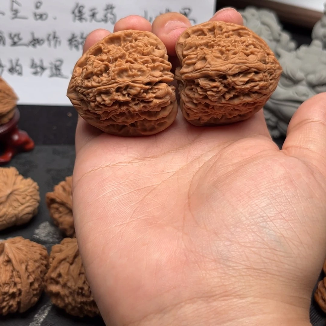 吊坠文玩核桃一****࿐