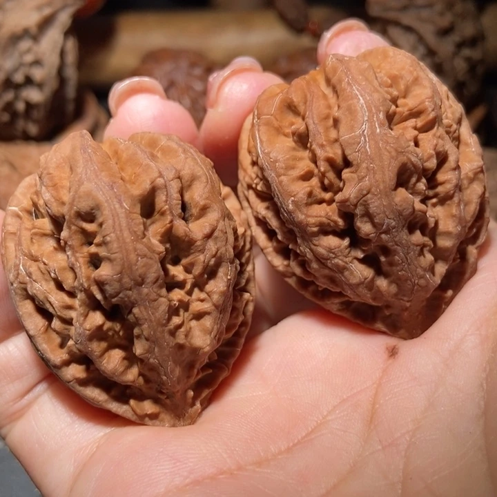 把件文玩核桃东北楸子小雪101