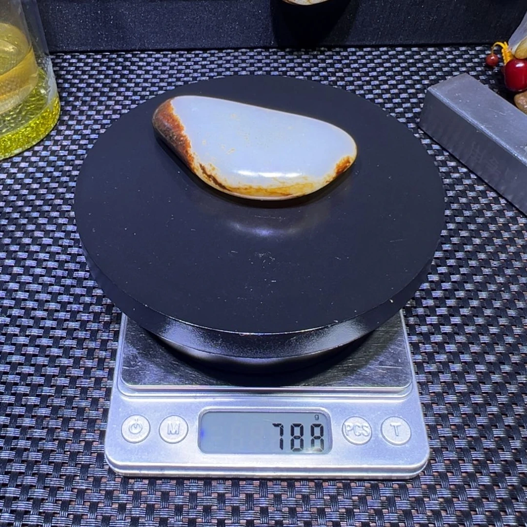 和田玉（子料）未镶嵌吊坠(不含链)78克