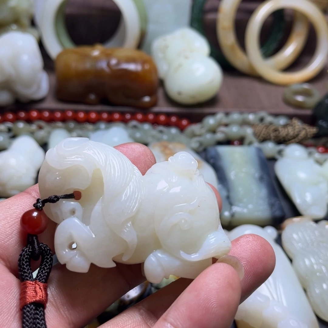 和田玉未镶嵌挂件